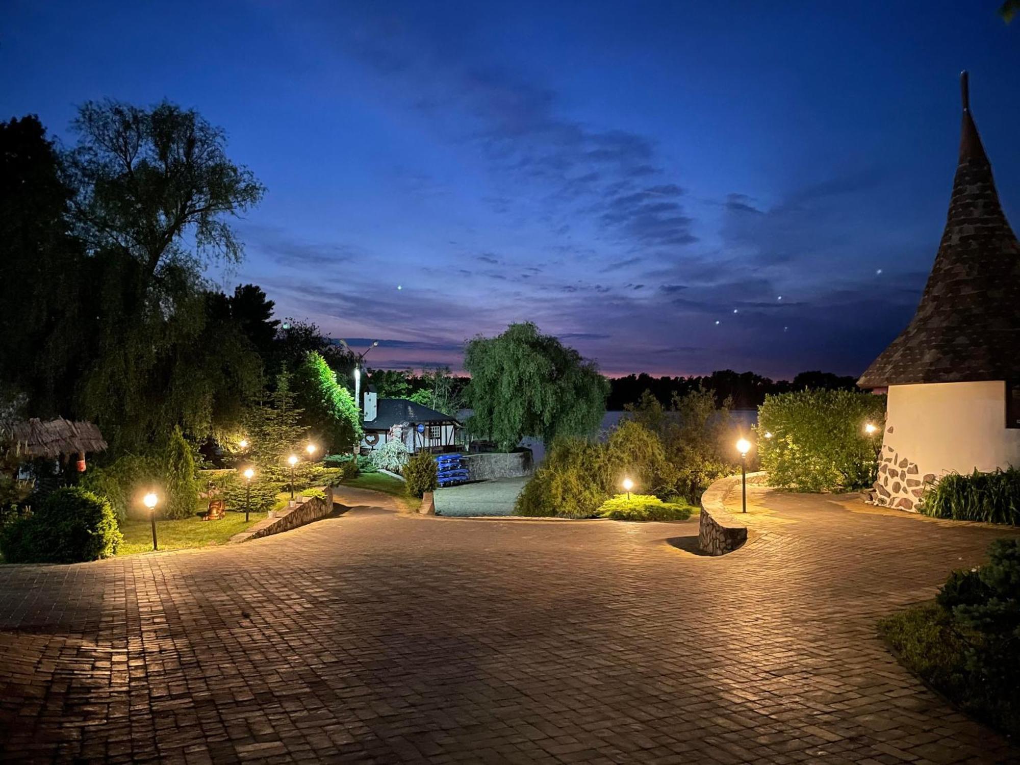 Mayak Resort Kam'yani Potoky Extérieur photo