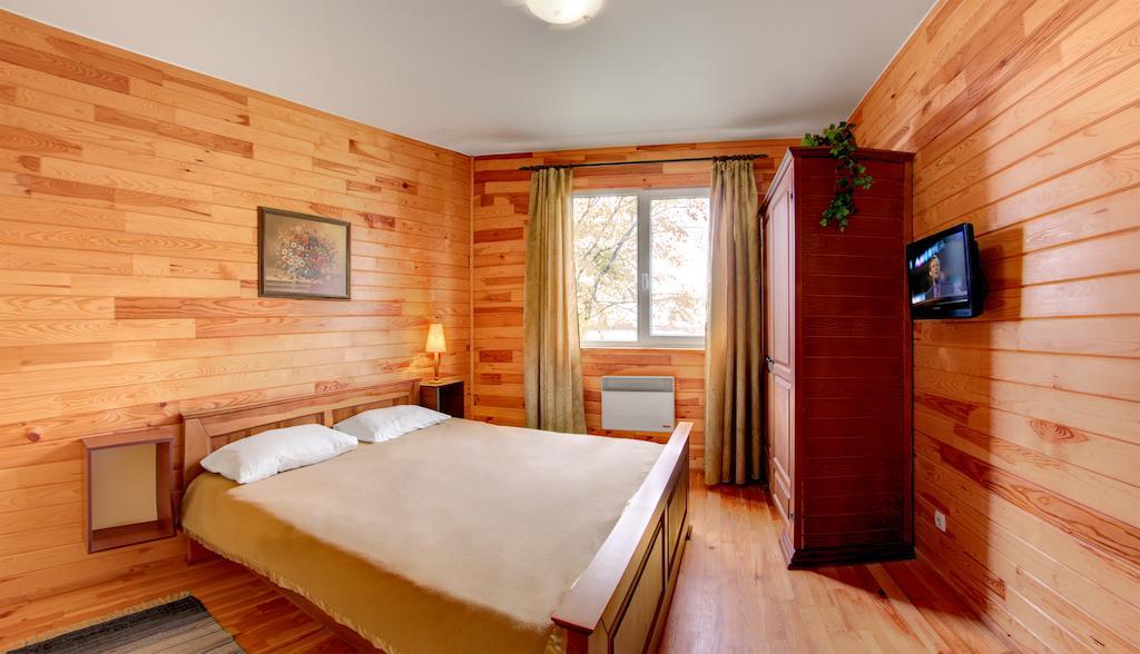 Mayak Resort Kam'yani Potoky Chambre photo